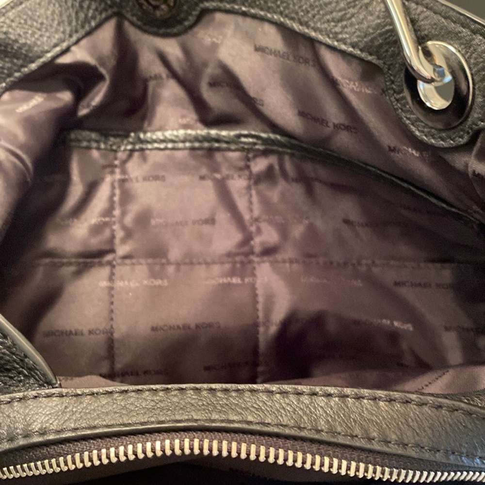 Michael Kors Purse - Picture 8 of 9